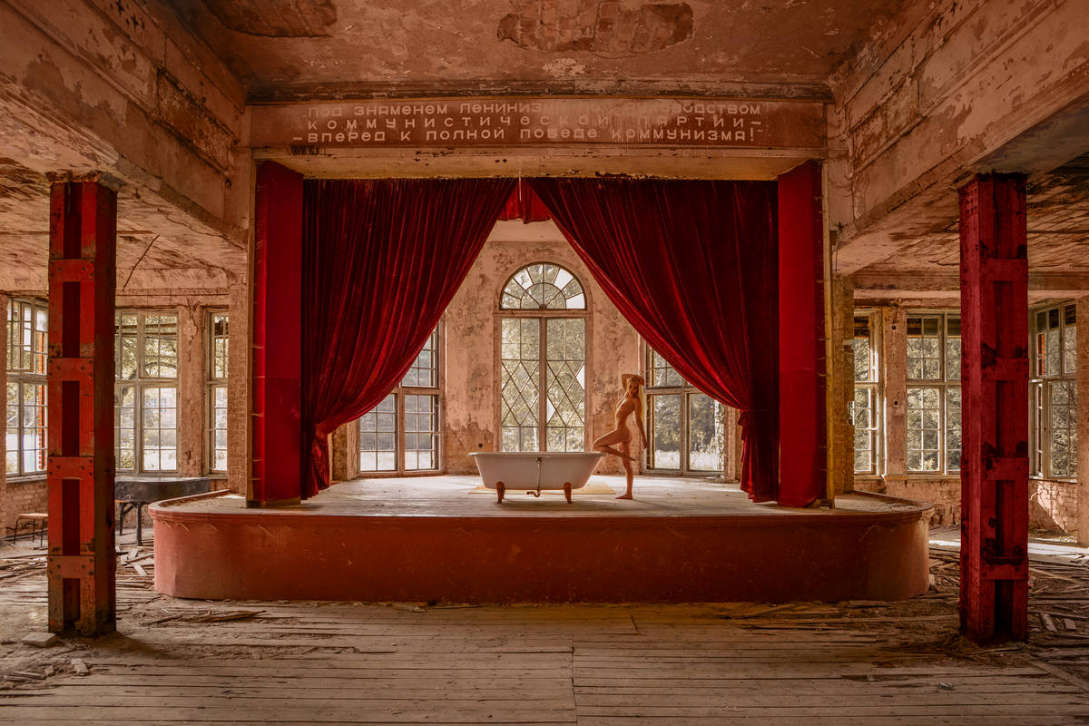 Lost Place Fotoshooting - Abandoned - verlassene Orte im Ruhrgebiet und in Berlin - Aktfotos