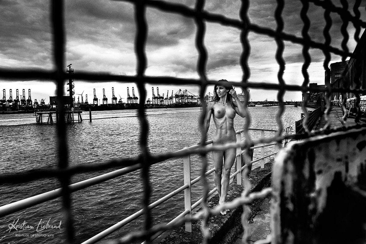 Aktfotos in der Öffentlichkeit von Hamburg